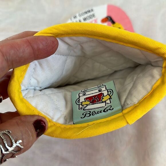 Blue Q Oven Mitt Cook Bake A La Mode - Picture 3 of 8